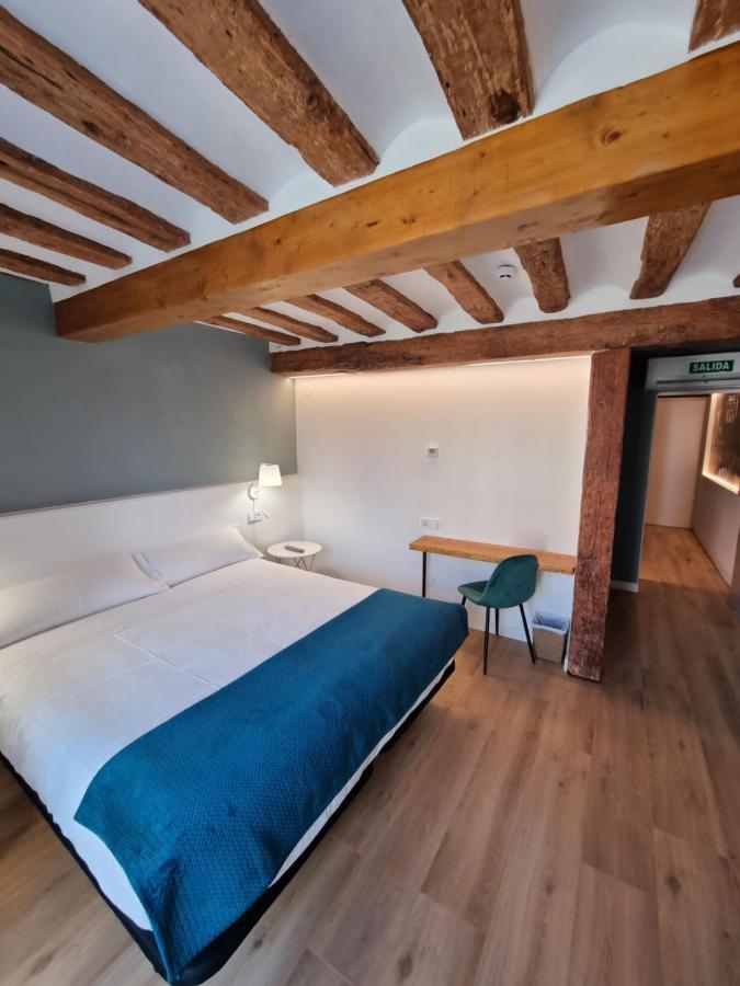Hostal La Rua Estella Extérieur photo